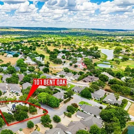 Image 3 - 127 Bent Oak Lane, Kerrville, TX 78028, USA - House for sale