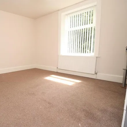 Image 4 - Butty-licious, 29 Chapeltown, Pudsey, LS28 7RZ, United Kingdom - House for rent