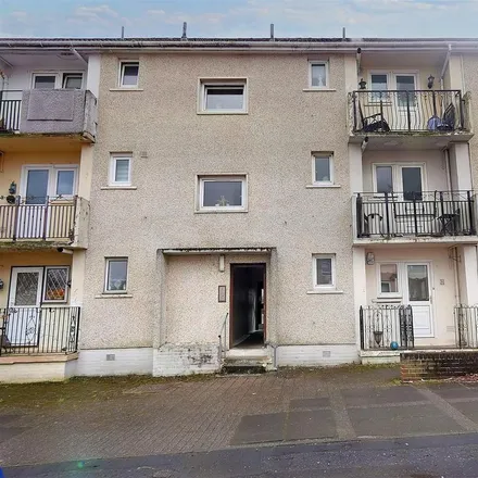 Rent this 3 bed apartment on Freeland Place in Kirkintilloch, G66 1ND