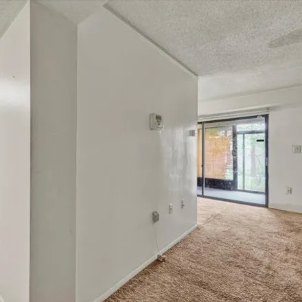 Image 3 - 1811 Snow Meadow Lane, Towson, MD 21209, USA - Condo for sale