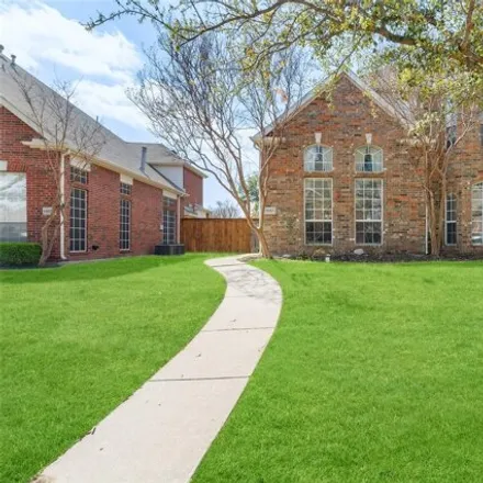 Buy this 3 bed house on 11065 Chanay Drive in Frisco, TX 75035