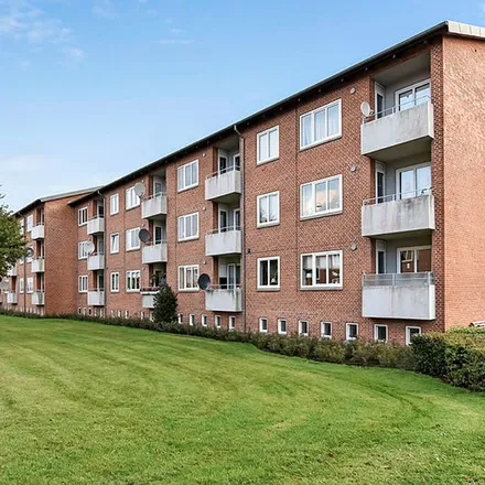Rent this 4 bed apartment on Rindsvej 12 in 8920 Randers NV, Denmark