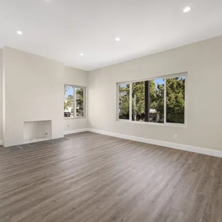 Image 3 - 22nd Court, Santa Monica, CA 90404, USA - House for rent