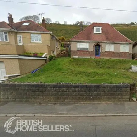 Buy this 2 bed house on Gwscwm Road in Burry Port, SA16 0YP