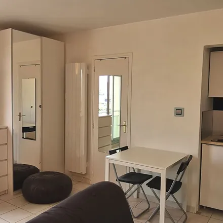 Image 9 - 158 Rue des Cévennes, 34130 Mauguio, France - Apartment for rent