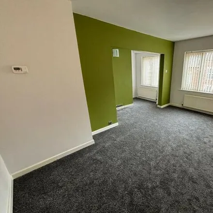 Image 1 - Jardine Street, Sheffield, S9 1NA, United Kingdom - Townhouse for rent