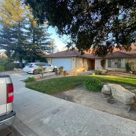 Rent this 4 bed house on 2575 Los Altos Ave