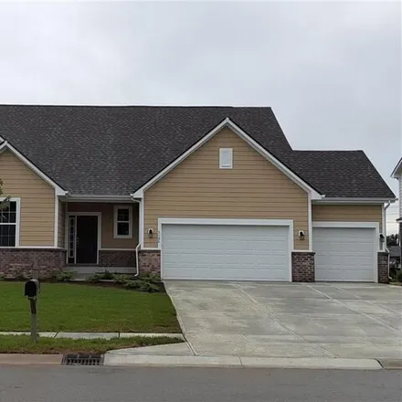 Buy this 4 bed house on 5200 Tulip Tree Drive in Noblesville, IN 46062