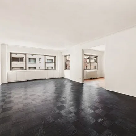 Image 2 - 27 East 65th Street, New York, NY 10065, USA - Apartment for sale