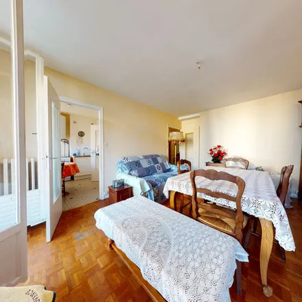 Rent this 3 bed apartment on 5 Place de la République in 21000 Dijon, France