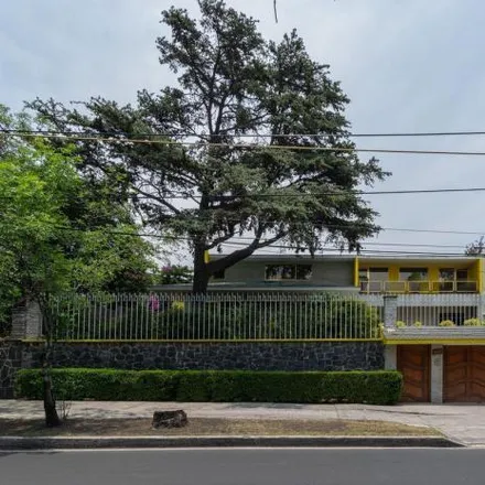 Buy this 4 bed house on Embassy of Peru in Avenida Paseo de la Reforma 2601, Colonia Real de Lomas