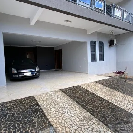 Buy this 4 bed house on Rua C in Setor Campinas, Goiânia - GO