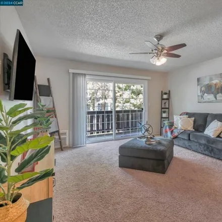 Buy this 1 bed condo on 7315;7317;7319;7321;7323 Starward Drive in Dublin, CA 94543