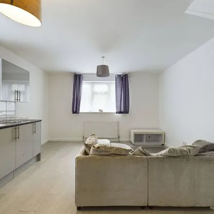 Rent this 2 bed apartment on Writtle Walk in London, RM13 7YJ