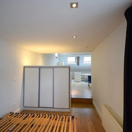 Rent this 1 bed apartment on Koning Leopold I-straat 25 in 3000 Leuven, Belgium