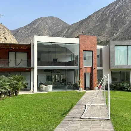 Buy this 8 bed house on unnamed road in Cieneguilla, Lima Metropolitan Area