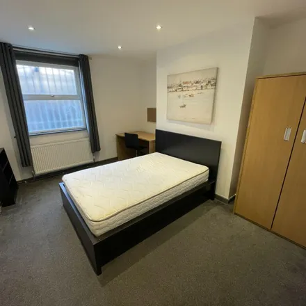 Rent this 1 bed apartment on 12 Providence Avenue in Leeds, LS6 2HN