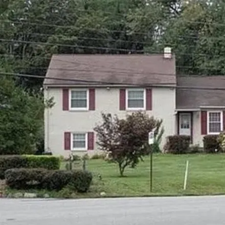 Rent this 3 bed house on 200 Grandview Road in Pendle Hill, Nether Providence Township