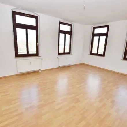 Rent this 2 bed apartment on Hilbersdorfer Straße 52 in 09131 Chemnitz, Germany