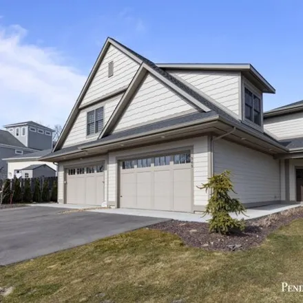 Buy this 3 bed condo on 567 Macatawa Avenue in Holland, MI 49423