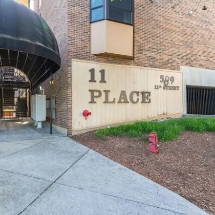Buy this 3 bed condo on 1158 Clinch Avenue in Knoxville, TN 37916