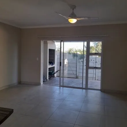 Image 2 - Kleinplaas, Noord Street, East Bank, George, 6625, South Africa - Townhouse for rent