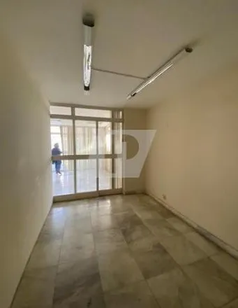 Rent this studio house on Avenida Saldanha Marinho in Cidade Jardim, Piracicaba - SP