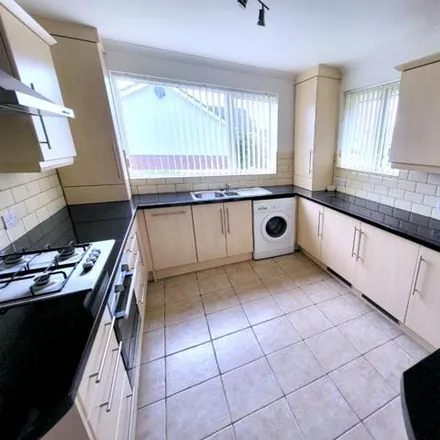 Image 3 - Russet Close, Ferndown, BH22 9JL, United Kingdom - House for rent