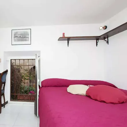Image 7 - Vicolo dei Panieri, 00120 Rome RM, Italy - Apartment for rent