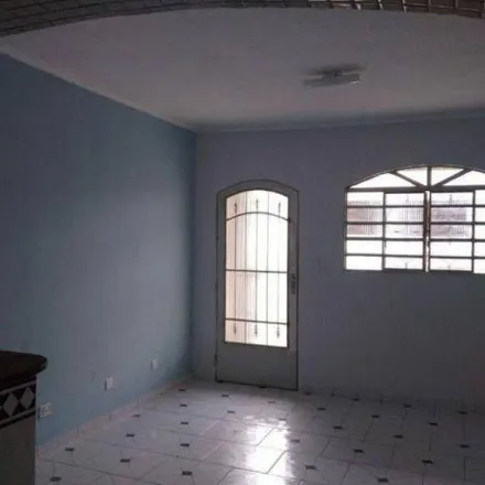 Buy this 5 bed house on Rua das Laranjeiras in Parque Residencial Scaffid II, Itaquaquecetuba - SP