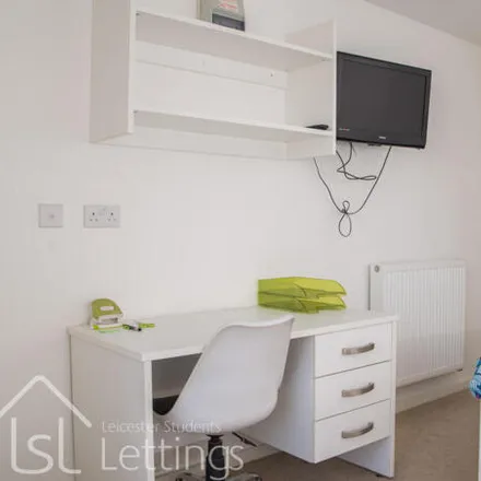 Image 5 - Flats 1-4, 33 Watkin Road, Leicester, LE2 7HY, United Kingdom - Room for rent