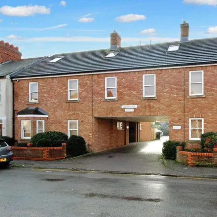 Rent this 2 bed apartment on George Street in Fenny Stratford, MK2 2NR