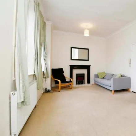 Image 5 - Rothbury Terrace, Newcastle upon Tyne, NE6 5DB, United Kingdom - Apartment for sale