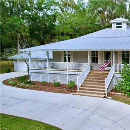 Buy this 3 bed house on Northwest 6th Street in Crystal River, Citrus County