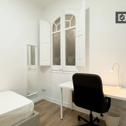 Rent this 6 bed room on Carrer de Muntaner in 363, 08001 Barcelona
