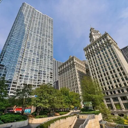 Buy this 2 bed condo on River Plaza in 405 North Wabash Avenue, Chicago