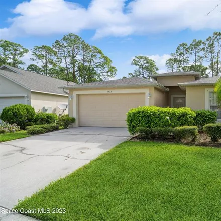 Buy this studio house on 1737 Sawgrass Drive SW