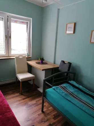 Rent this 2 bed apartment on Mönchwörthstraße 118 in 68199 Mannheim, Germany