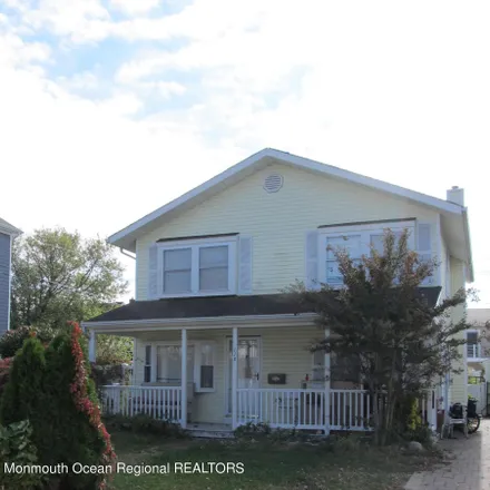 Buy this 3 bed house on 113 Trinidad Avenue in Toms River, NJ 08751