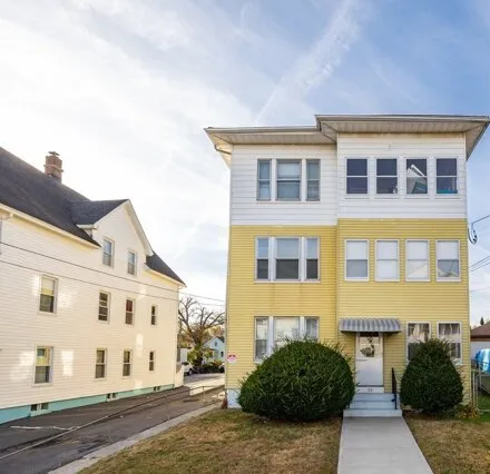 Rent this 2 bed apartment on 114 Cleveland St Apt 2 in New Britain, Connecticut