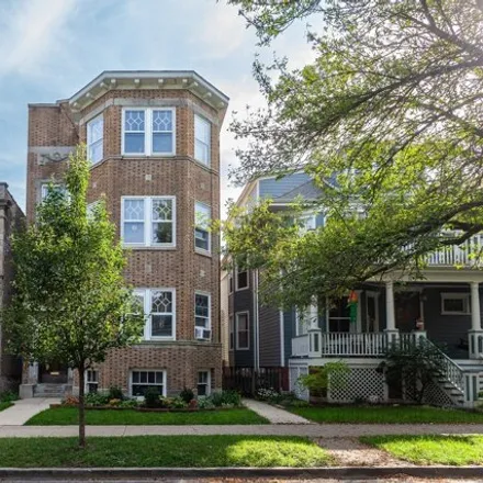 Buy this 6 bed house on 1451 West Berwyn Avenue in Chicago, IL 60640