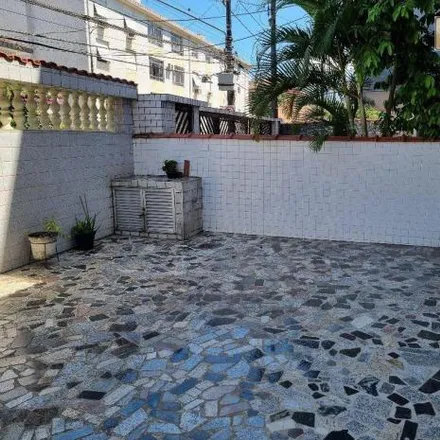 Image 1 - Rua Galeão Coutinho, Embaré, Santos - SP, 11045, Brazil - Apartment for sale