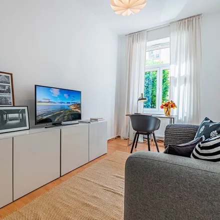 Image 8 - Saalburgallee, 60385 Frankfurt, Germany - Apartment for rent