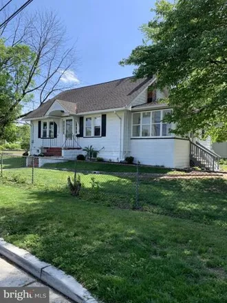 Buy this 3 bed house on 571 North Randolph Avenue in Riverton, Cinnaminson Township