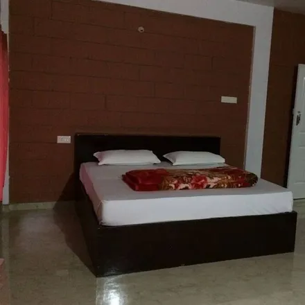 Rent this 5 bed house on Nilgiris District in Udhagamandalam - 643001, Tamil Nadu