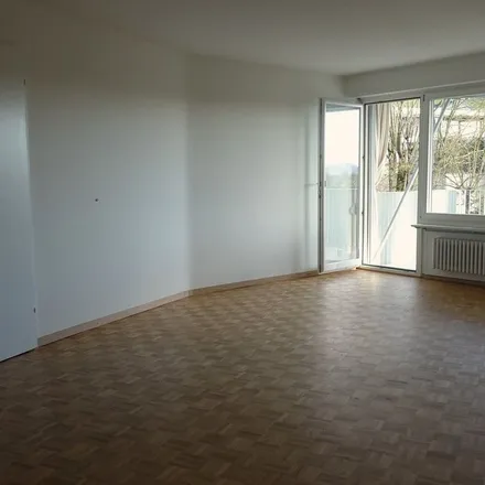 Image 4 - Rebbergstrasse 13, 5312 Döttingen, Switzerland - Apartment for rent