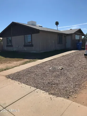 Buy this 3 bed house on 4627 East Sunland Avenue in Phoenix, AZ 85040