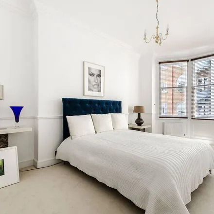 Image 3 - Berkeley Street, London, W1J 6HN, United Kingdom - Apartment for rent