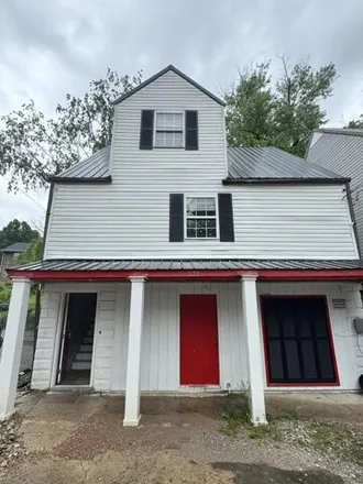 Buy this studio house on East 4th Street in London, KY 40741
