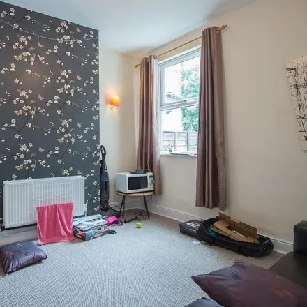 Rent this 3 bed apartment on Moorfield Road in Manchester, M20 2UZ